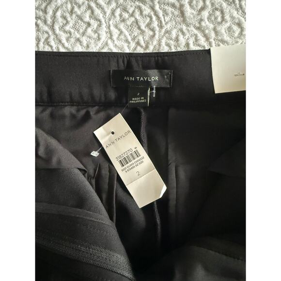 Ann Taylor High Rise Pintucked Ankle Pant in Double Knit - Picture 7 of 7